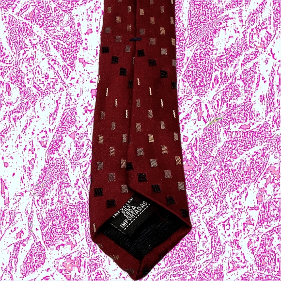 J. Ferrar Vintage Tie 100% Imported Silk Foulard Necktie Red w/Geometric Pattern - Picture 11 of 14
